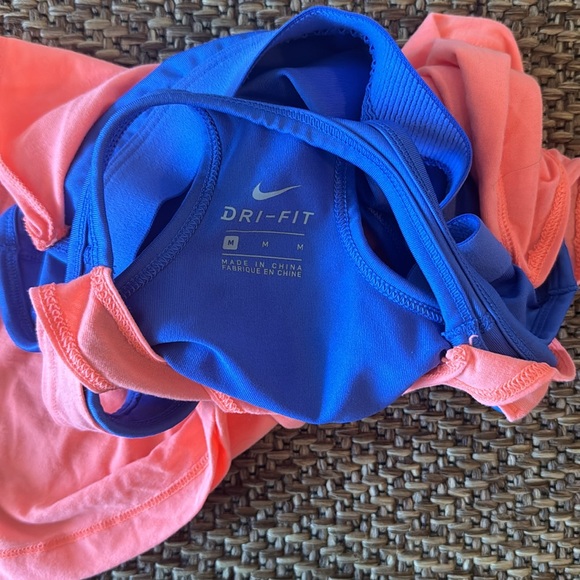 Nike Breathe 2-in-1 Tank - Picture 5 of 5